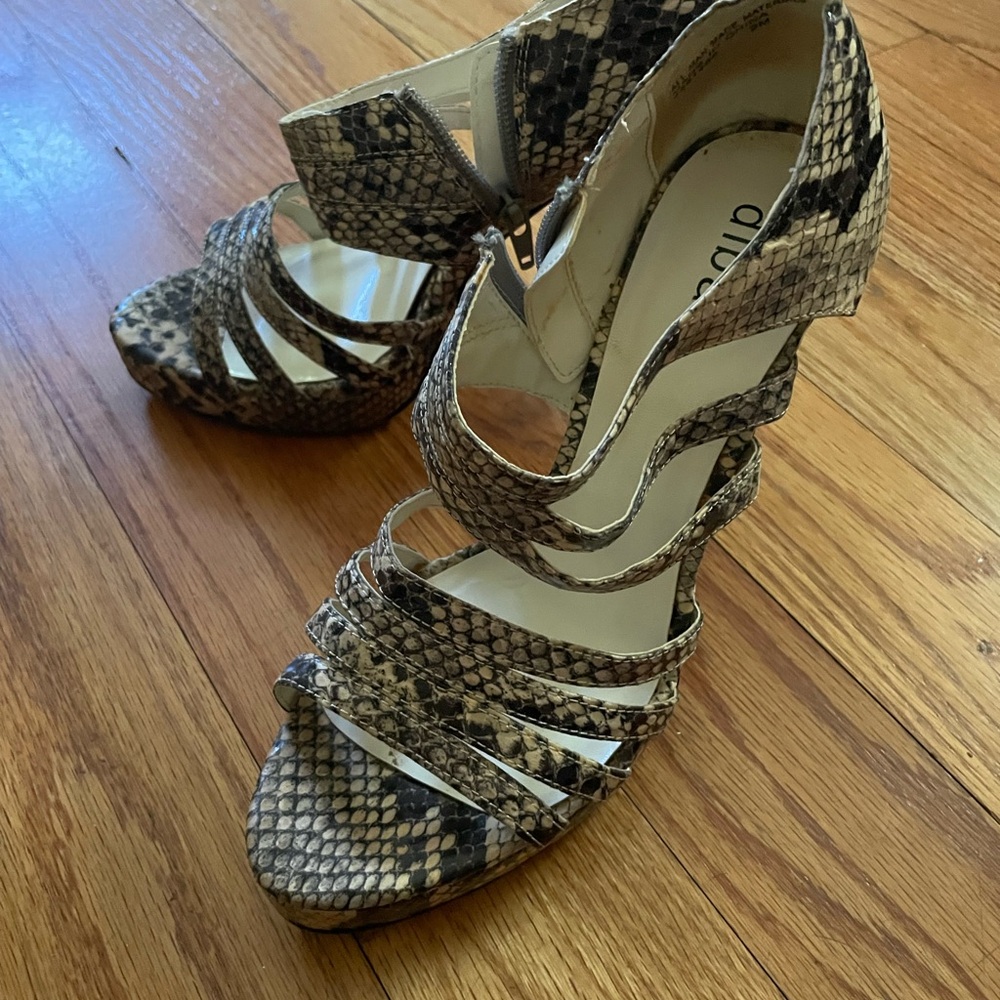 Diba high heel shoes